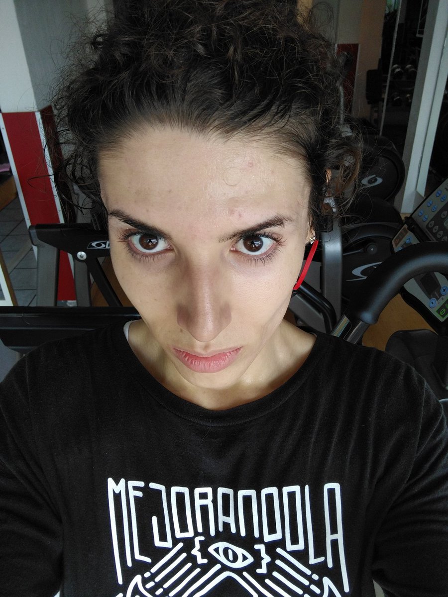 ScarlettPixl's tweet photo. THIS is how I stay sexy! #cardio #legmonday #workout #fitspo #trainlikeanangel #transisbeautiful #sweatangels https://t.co/T8V5iYiSIl