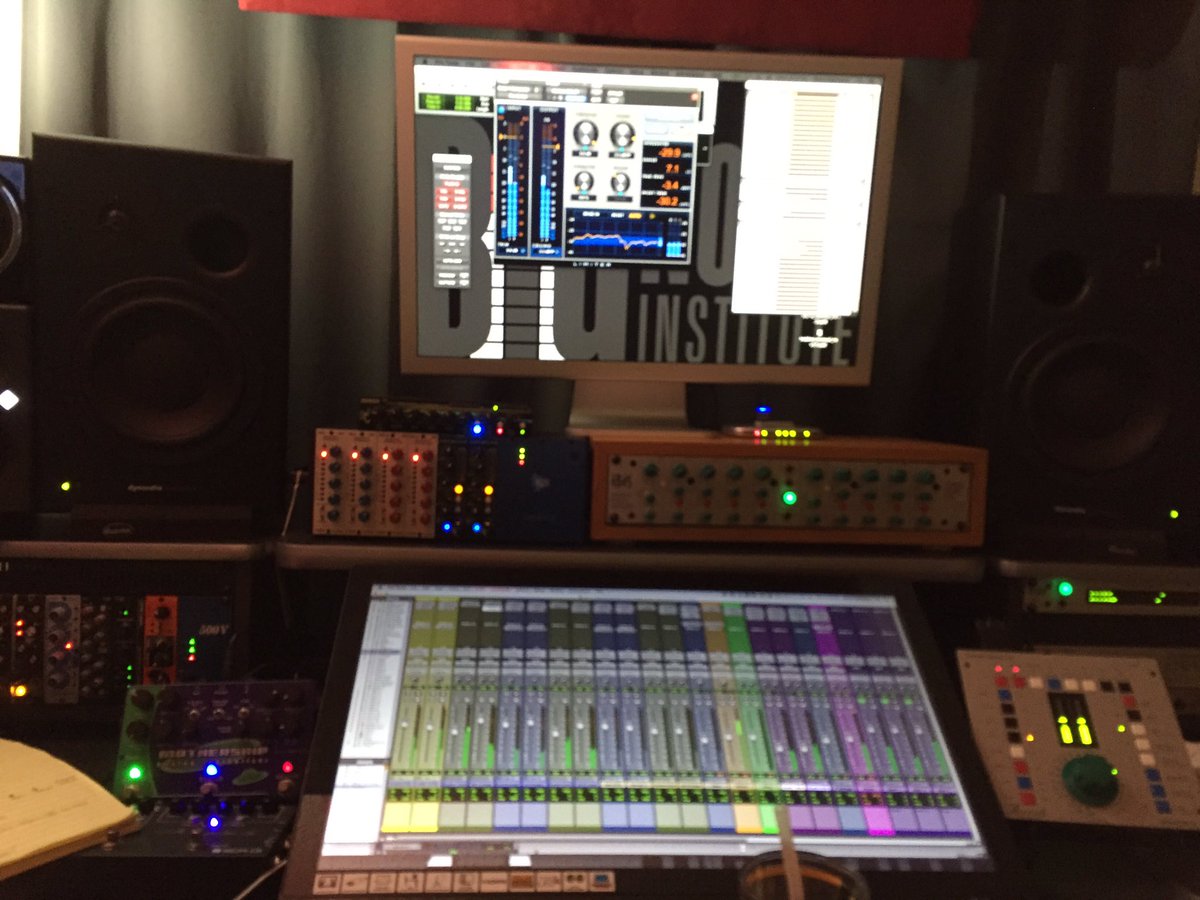 abbeynormal2016's tweet photo. Mixing "Goodbye Dali" for Broadway singer Jason Wooten. #AbbeyNormal #AbbeyNormalStudio #broadway https://t.co/MCwuW6nqrm