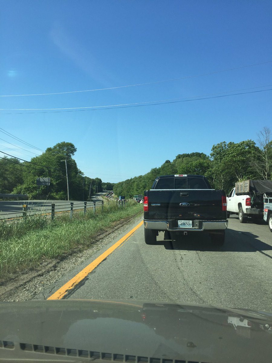 Kay_7290's tweet photo. Traffic traffic looking for my Chapstick there's a ford maverick @chandlaperrotta #wheresalisdonuts #longassdays https://t.co/W8hD2m0fGM