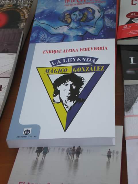 "Mágico González, la leyenda" es el #libro de #fútbol más vendido en @AgapeaCom ¿Tú ya lo tienes?
