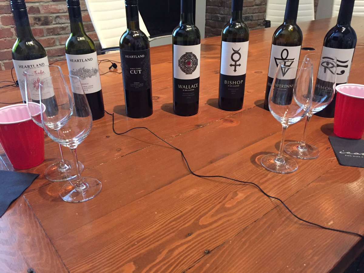 The range of <a href="/GlaetzerWines/">Glaetzer Wines</a> <a href="/heartlandwines/">Heartland Wines</a> for Ben Glaetzer &amp; I to geek over <a href="/IconWineSpirits/">IconFineWine&Spirits</a>. #wineoclock rocks!