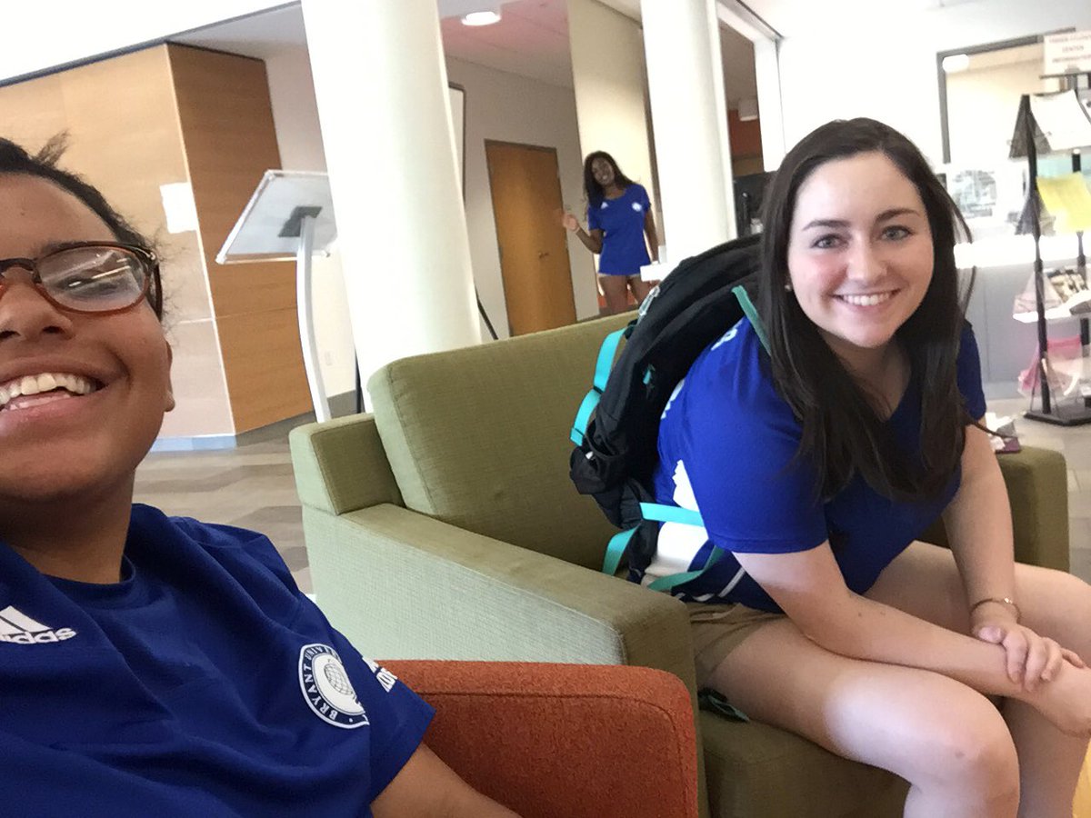 Shout out to <a href="/MollyGtheOL/">Molly Gearan</a> and @reAMARkabll !!!! They are #orientationready #bryant2020 #bryantsetsail
