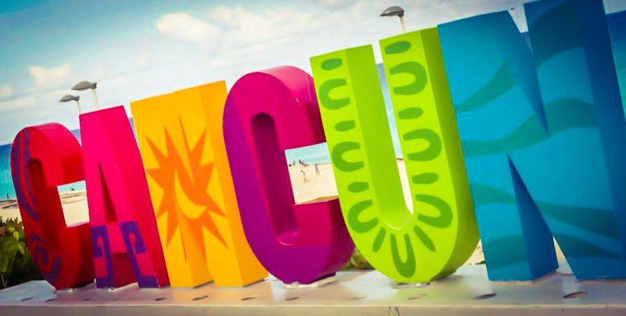 Gaby_RodriguezG's tweet photo. ¡Buenos días Cancún! Les deseo un excelente inicio de semana a todos, #FelizLunes  ;) https://t.co/zfePhubW5i