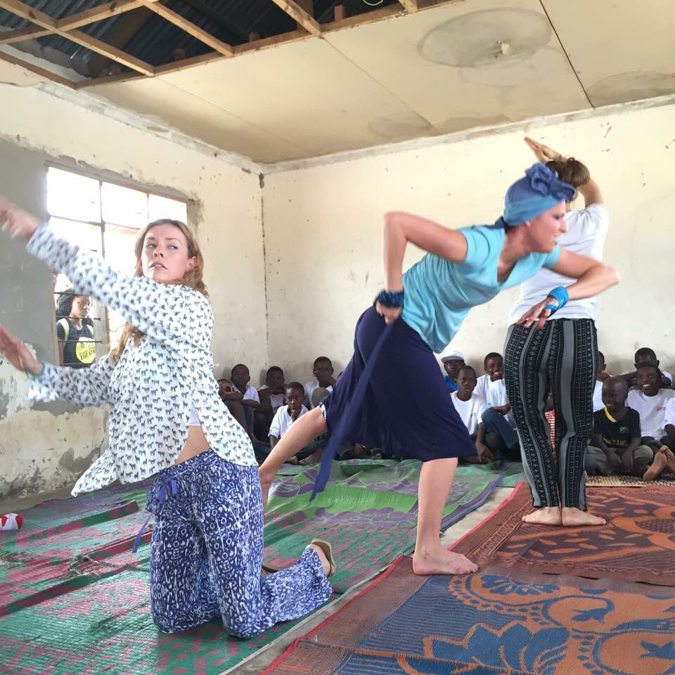 DATheatre's tweet photo. #MovedToActMonday - this week, our artists performed and did a workshop at New Hope Family Orphanage #MovedTOAct https://t.co/ejB4ktaE6i