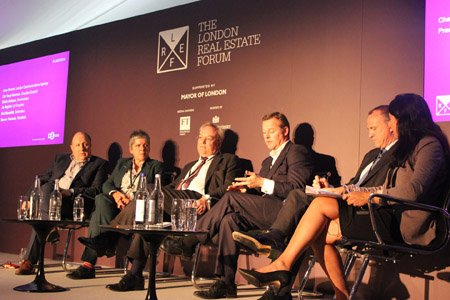 DevelopCroydon's tweet photo. Croydon putting people at the heart of regeneration according to @CllrTony. #LREF2016 report https://t.co/H1XVXL6ifm https://t.co/jk59tUNNJA
