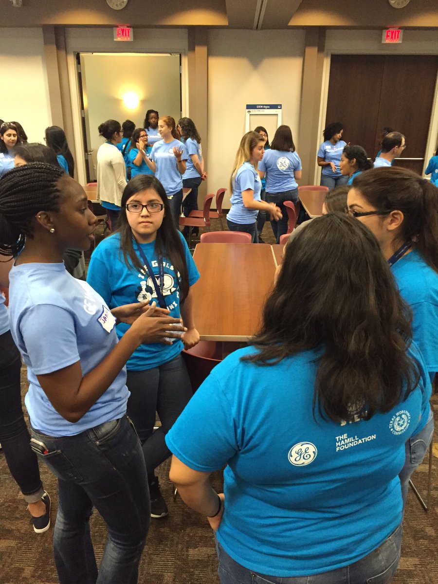 pinkladybug78's tweet photo. Networking Time!! @pinkladybug78 @ge_oilandgas #GEGirlsDay https://t.co/eNyEY0QjhR