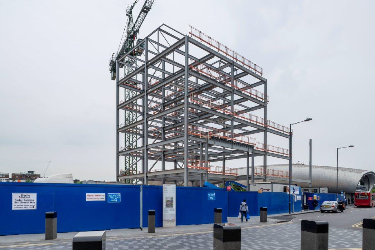 bandkbuild's tweet photo. @bandkphoto's been out @PorterBuilding #slough for @landidproperty which is part of #generationwest with #Brockton https://t.co/e52x5X66KT