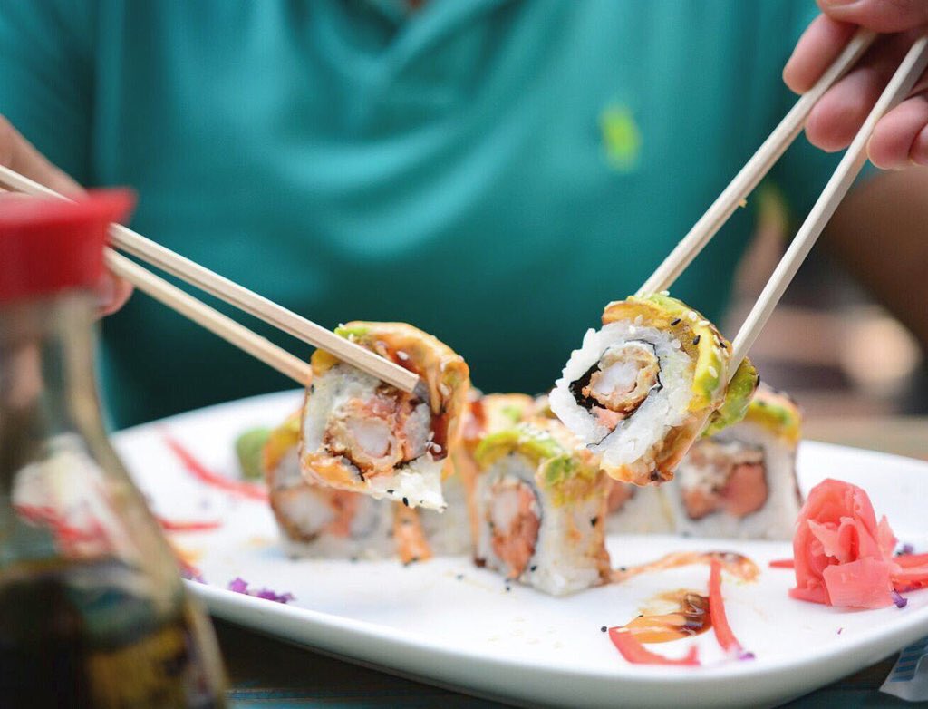 Olisroom's tweet image. ¡Aprovecha nuestros rolls de Lunes a Viernes desde las 12:00 pm hasta 4:00 pm, por tan solo $190.00 +imp! #OlisRoom