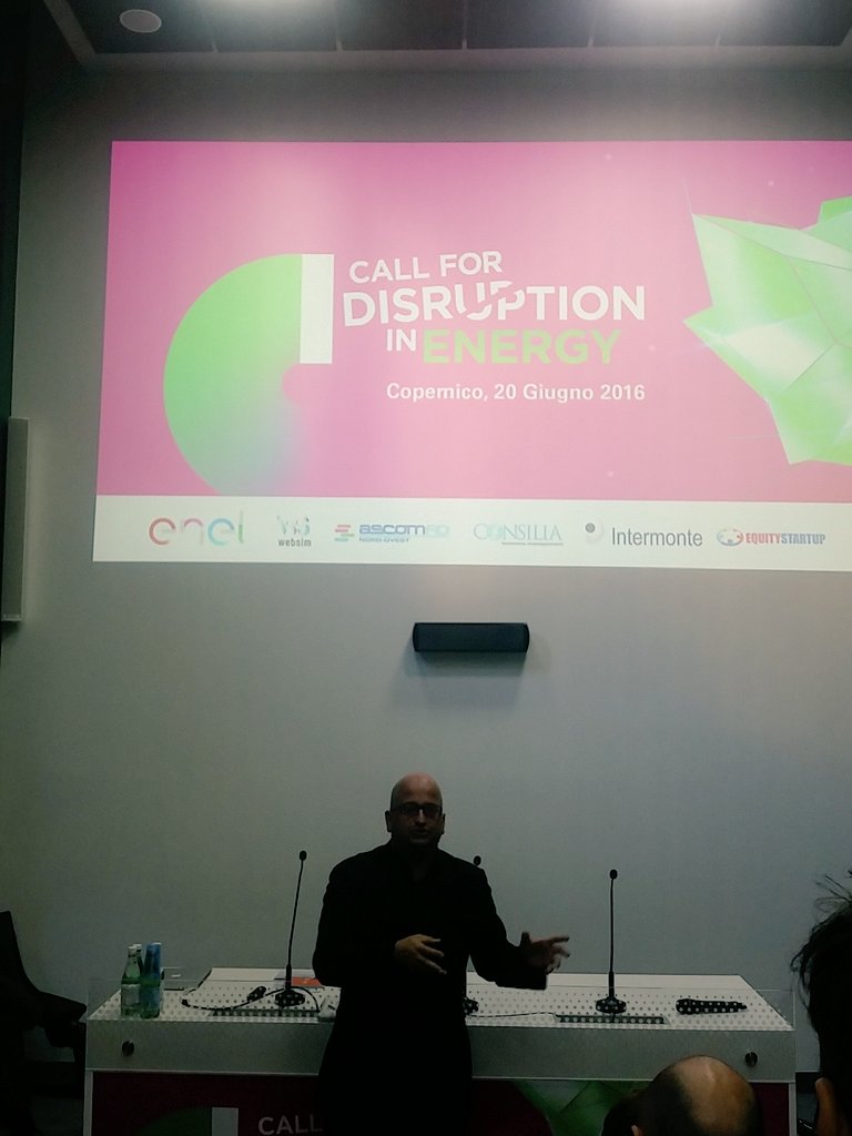 AngelaMRacca's tweet photo. #callfordisruptioninenergy @enelsharing @ernestociorra @FabrizioBarini #EquityCrowdfunding https://t.co/F74qWssMSb