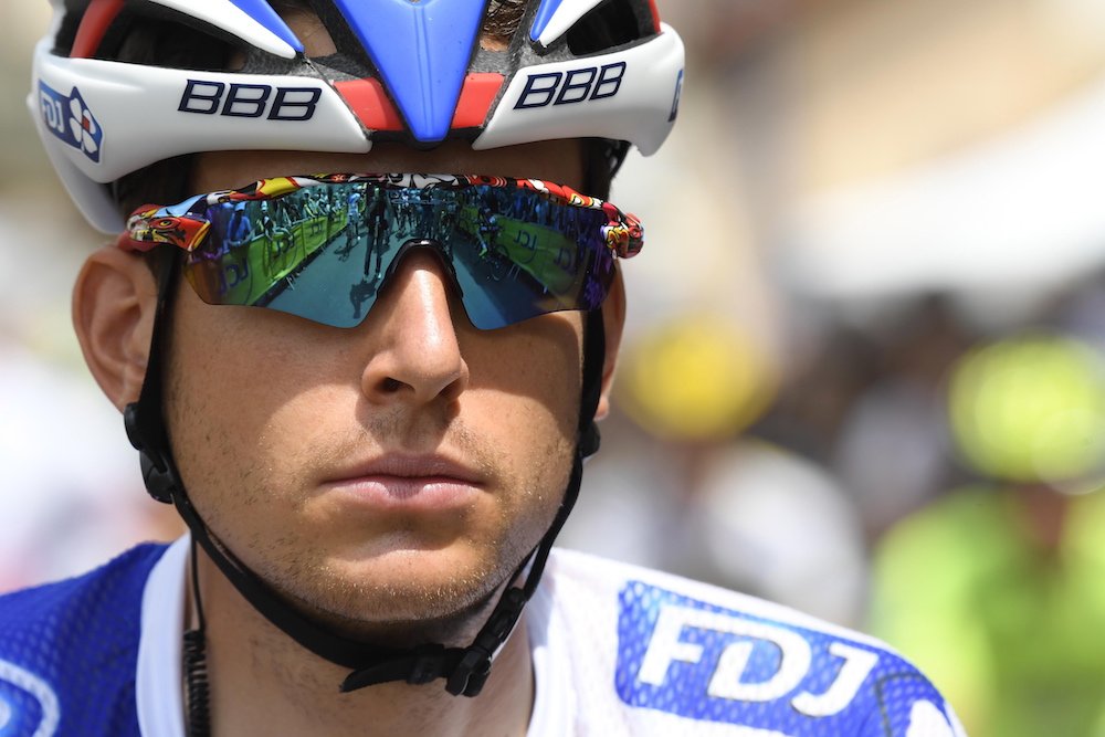 reichenbach_seb's tweet photo. Le @dauphine, 
les Championnats de #Suisse du @vcemartigny et... 
une petite bactérie!

https://t.co/FgpwOMXF3V https://t.co/46cn4UmaNu