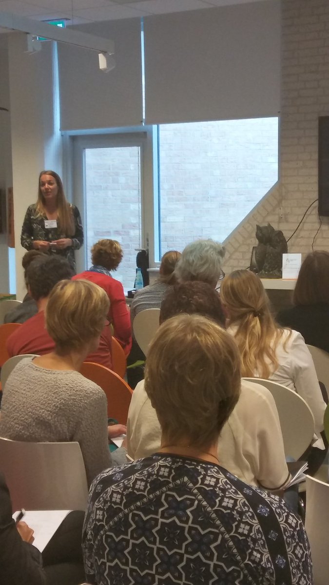 metaselders's tweet photo. #sollicitatiemarkt Noordwijk: grote opkomst,interessant vacatureaanbod,geslaagde workshops &amp; enthousiaste deelnemers https://t.co/9ajnua4tLW