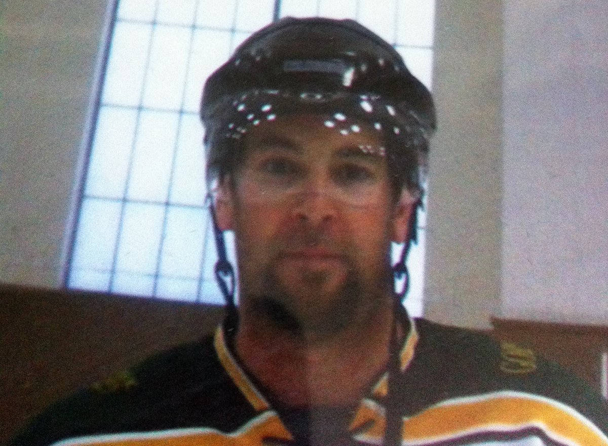 CORubberHockey's tweet photo. Matt Huckins from @RMRoughRiders and #SportStable explains how to play as a unit. https://t.co/LsM48eTuzD https://t.co/PmJGPuIMrr