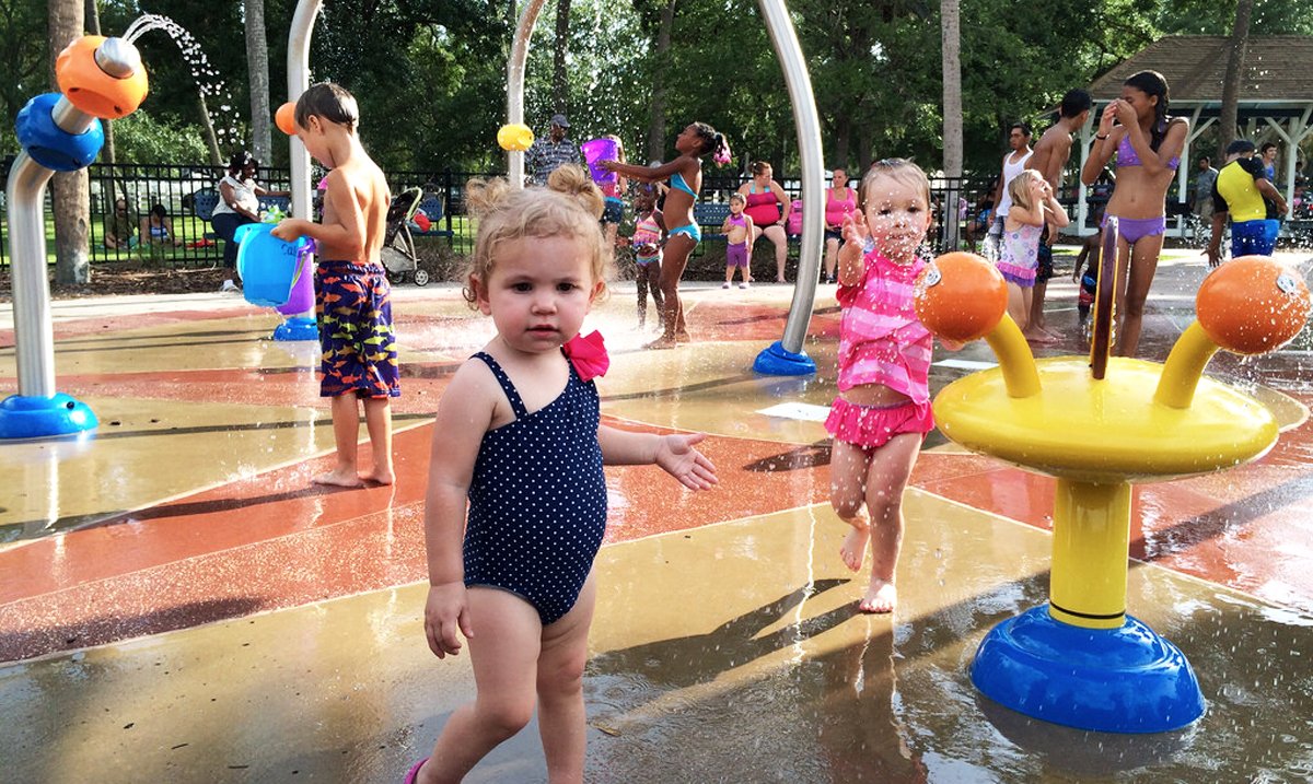 CityofTampa's tweet photo. Have fun in the sun with your kids at one of our splash pads located throughout the city! https://t.co/RsM6TK0Nhw https://t.co/sA6HhHf2jv