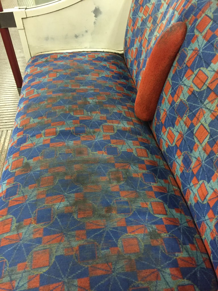 hmx500's tweet photo. @phd_at_work @MaidaValeNews @bakerlooline @ianpatterson99 @benjamind536 @harrowgirl15 > no such luck for me today.. https://t.co/OdgD6WuZFs