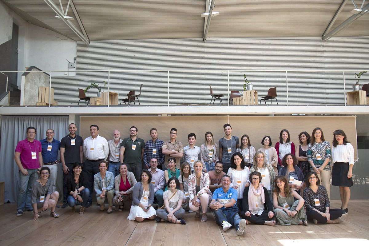 ImpactHubMAD's tweet photo. Imágenes 📸 de la 1ª Jornada de Transformación desde la Universidad. ¡Mañana seguimos! https://t.co/bh3q7fJohf https://t.co/RFXgYzYRrD