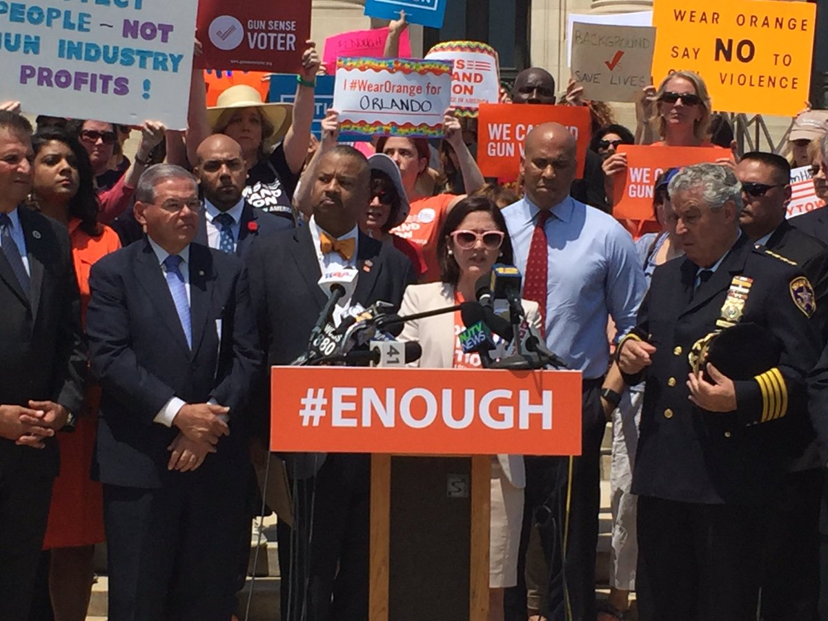 tayakancom's tweet photo. . #enough #CommonSenseGunLaws #rally@Newark #njlegislators https://t.co/rRHEzDt8Zg