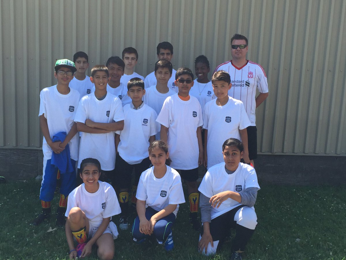 TPSDekezel's tweet image. 1st wk of games @COPSandKIDS fr. flemingdon park/thorncliffe pk  played each other w/@TPS54Div CRU officers