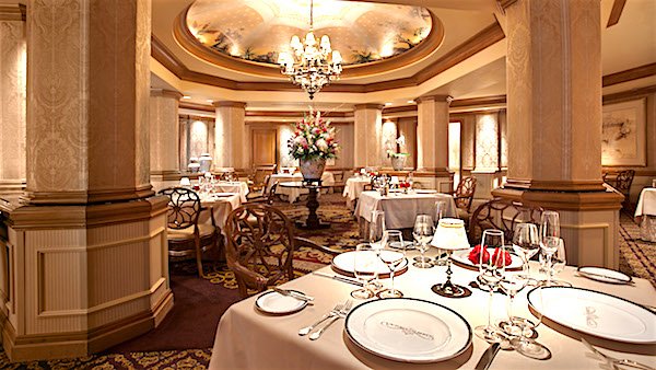 CaraGoldsbury's tweet photo. Create a perfect Walt Disney World® Resort vacation #LuxuryDisney #DisneyVIP #DisneySpa https://t.co/WEXdTL9NPN https://t.co/HI9EeCVVLh