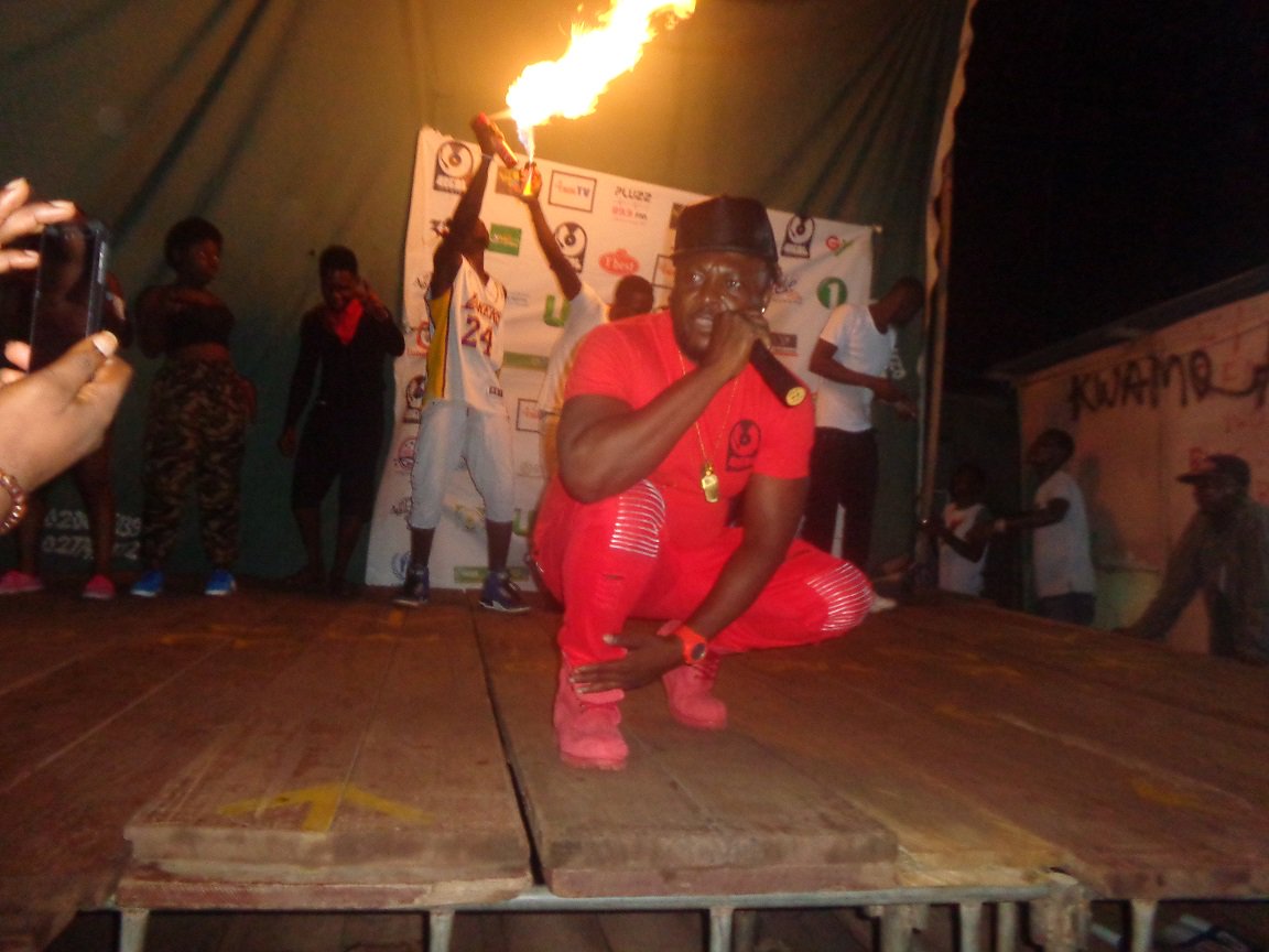 4realrecordsGh's tweet photo. PHOTOS : @jkl4real PERFORMING @4realrecordsGh #PEACE HOOD TOUR @kwekuVibes @blocksholdergh @4realtvgh #4REAL https://t.co/BeRLWH7UWk