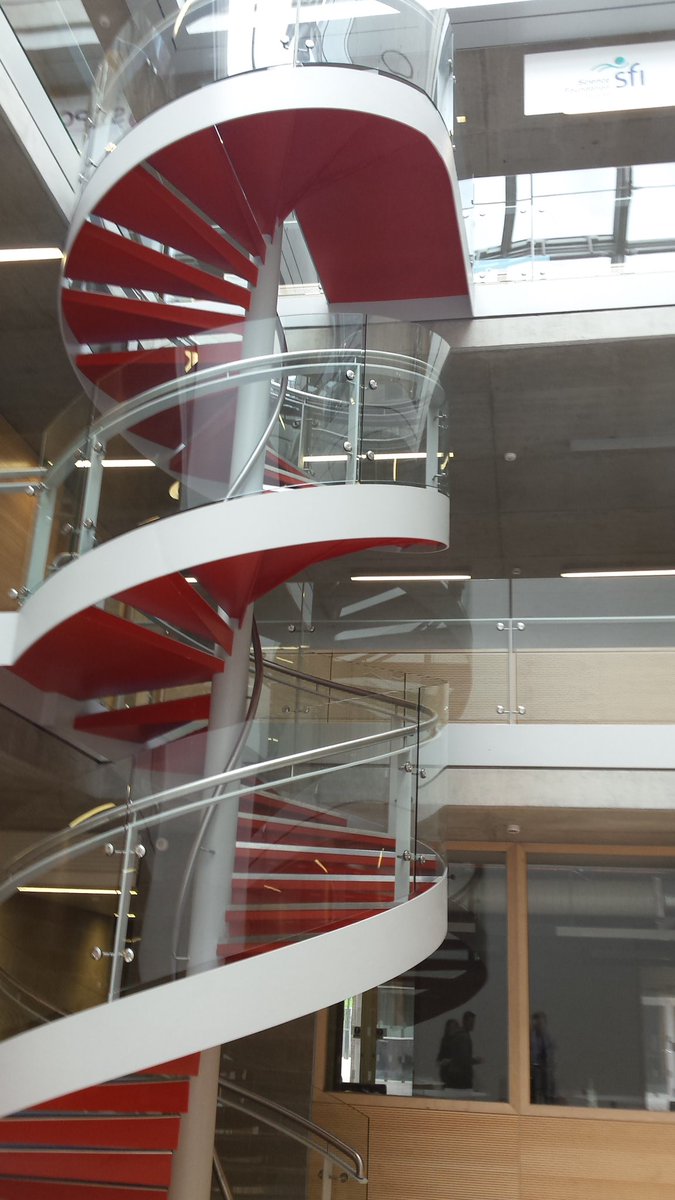 arri_aus's tweet photo. V enjoyable, informative visit @ #UniversityLimerick today. V Impres facilities. #DNA staircase & a #shakeybridge! https://t.co/QIrpw5MR2Q
