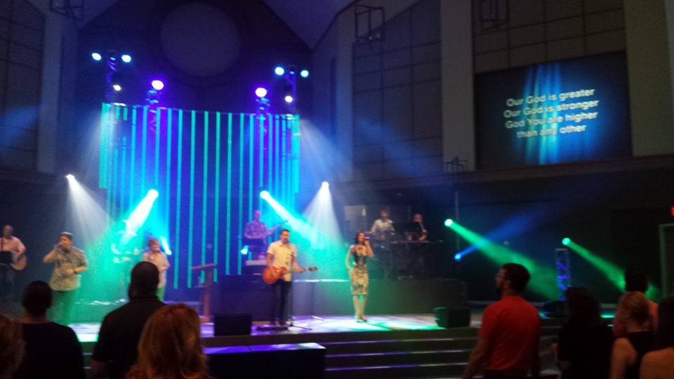 FredBishop3's tweet photo. Worship just doesn't get any better than it does at @ChristChurchFVH https://t.co/UNb2HJqASD
