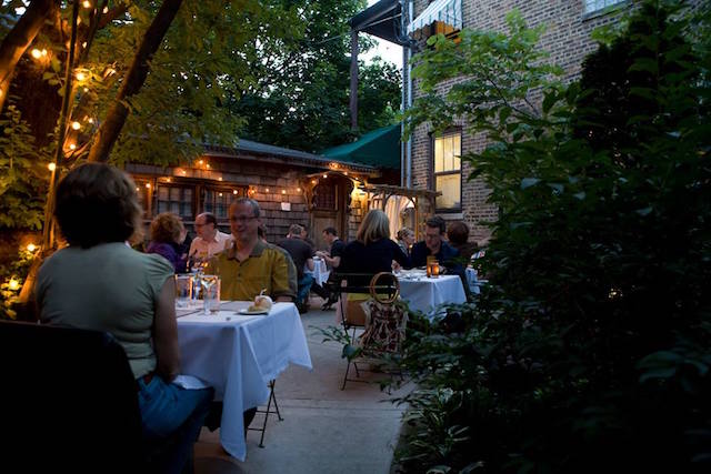 Chicagoist's tweet image. The Best Bar And Restaurant Patios In Chicago
 chicagoist.com/2016/06/20/13_…