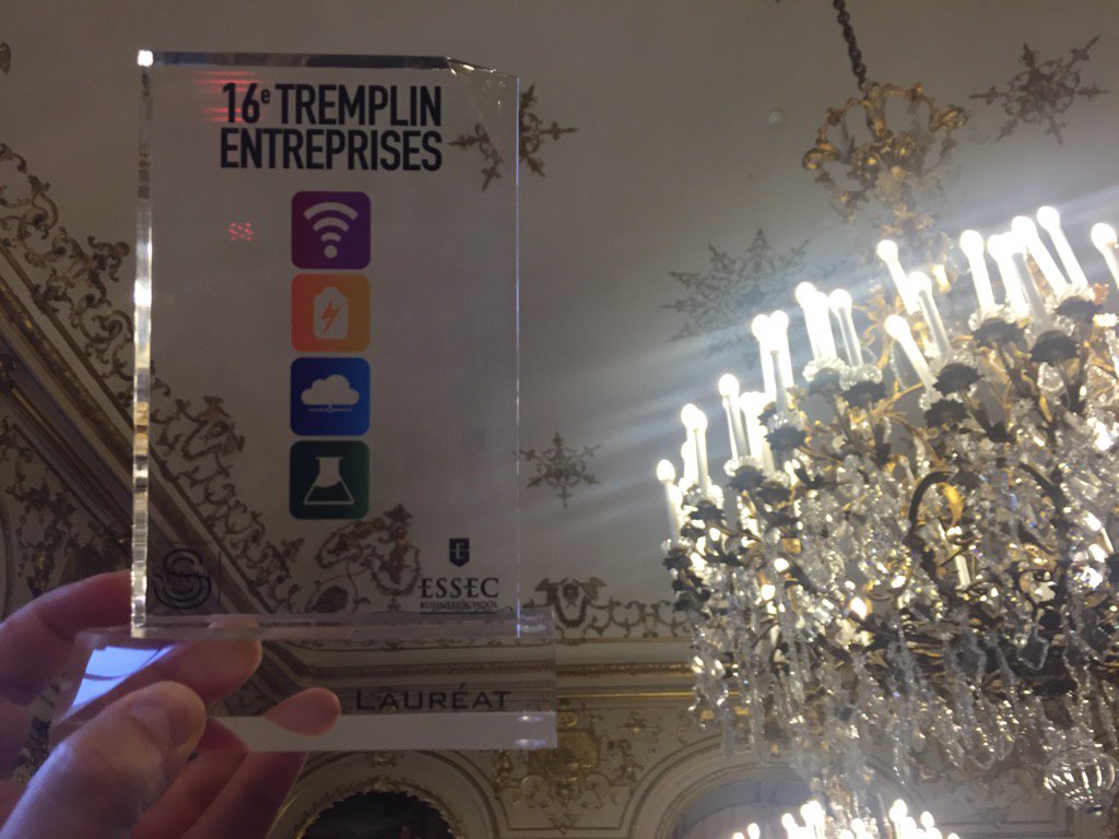 nicolaschiquet's tweet photo. @lifeplusio lauréat #tremplin2016 @Senat @KPMG @essec @Blue_Circle_ https://t.co/vbxEj19bpU