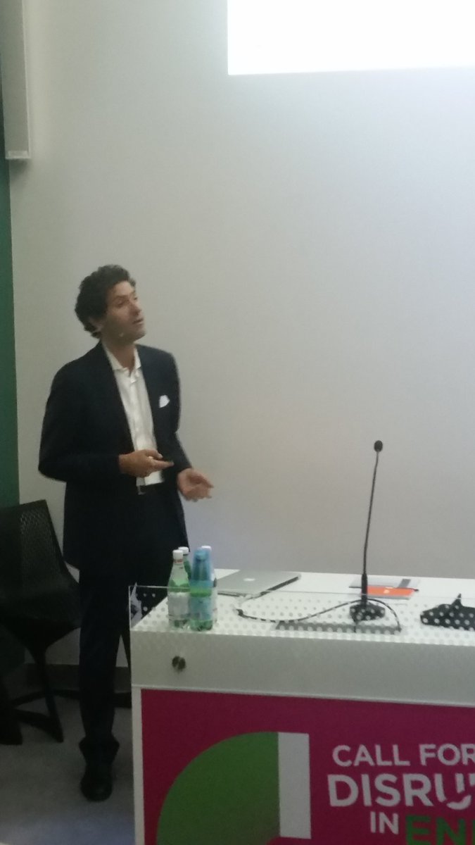 AngelaMRacca's tweet photo. #EquityCrowdfunding #Intermonte @FabrizioBarini @enelsharing @RFURESI https://t.co/OxVXWzFl2z