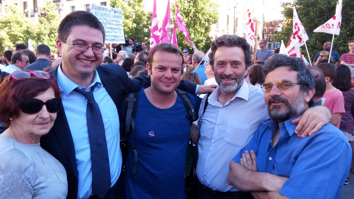 AhoraLatina's tweet image. Dejamos de un lado por una tarde la campaña para denunciar el abandono de los DDHH en Europa. #RefugioPorDerecho