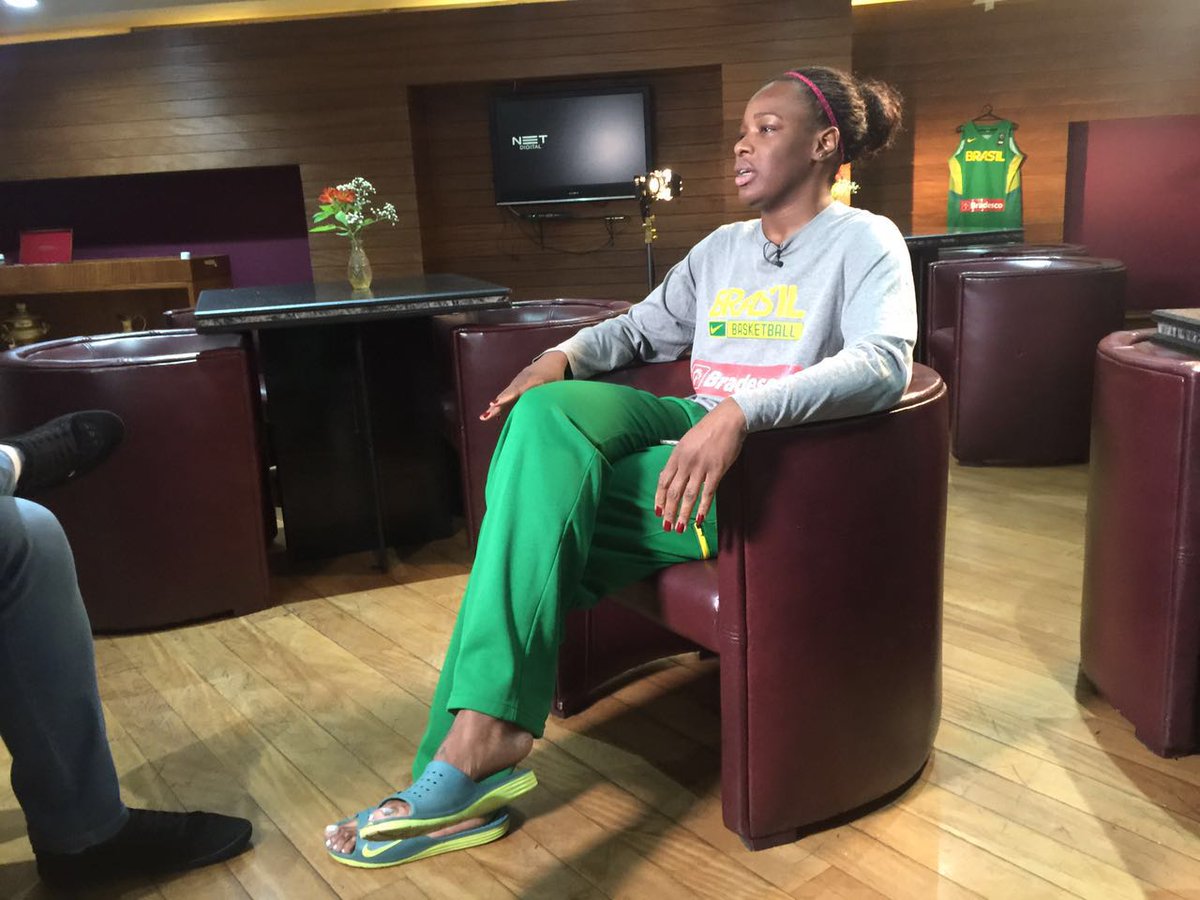 basquetebrasil's tweet photo. #BasqueteBrasil Seleção Feminina em entrevista para a @eptvoficial! #SomostodosBasquete https://t.co/zhMsNPjcSF