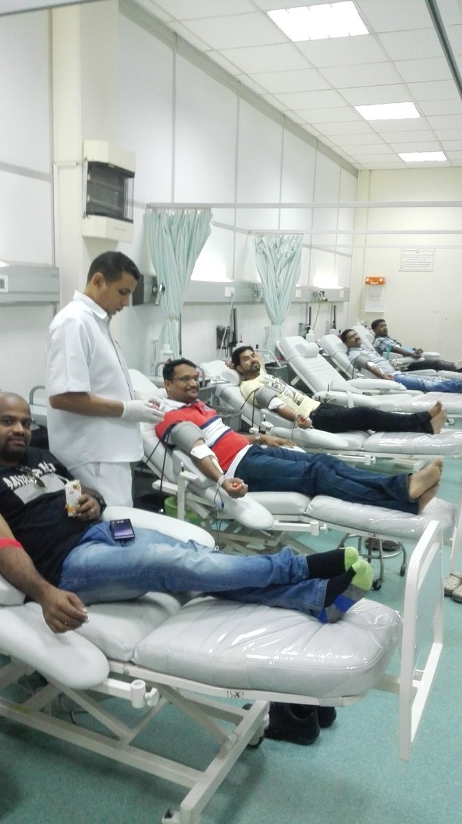 Baijucjohn1's tweet photo. Kuwait Ambulance nurses of Ministry of Health.INIDIANS Nurses Donated blood in the month of Ramadan.Effort KIENCA https://t.co/s8dLMLJvRz