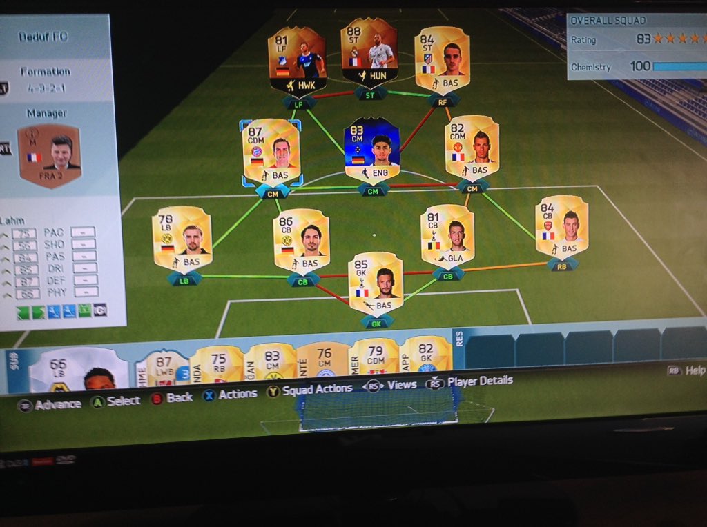 Samington69's tweet photo. @EASPORTSFIFA what's wrong with this team it won't let me play the new cup? https://t.co/gm0XT3X0j9