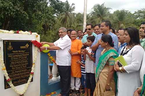 PlanetGoaTweets's tweet photo. Newly constructed bridge at Balli inaugurated #goanews #goabuzz
https://t.co/XCEsKYVguG https://t.co/KTrEAlrxpG