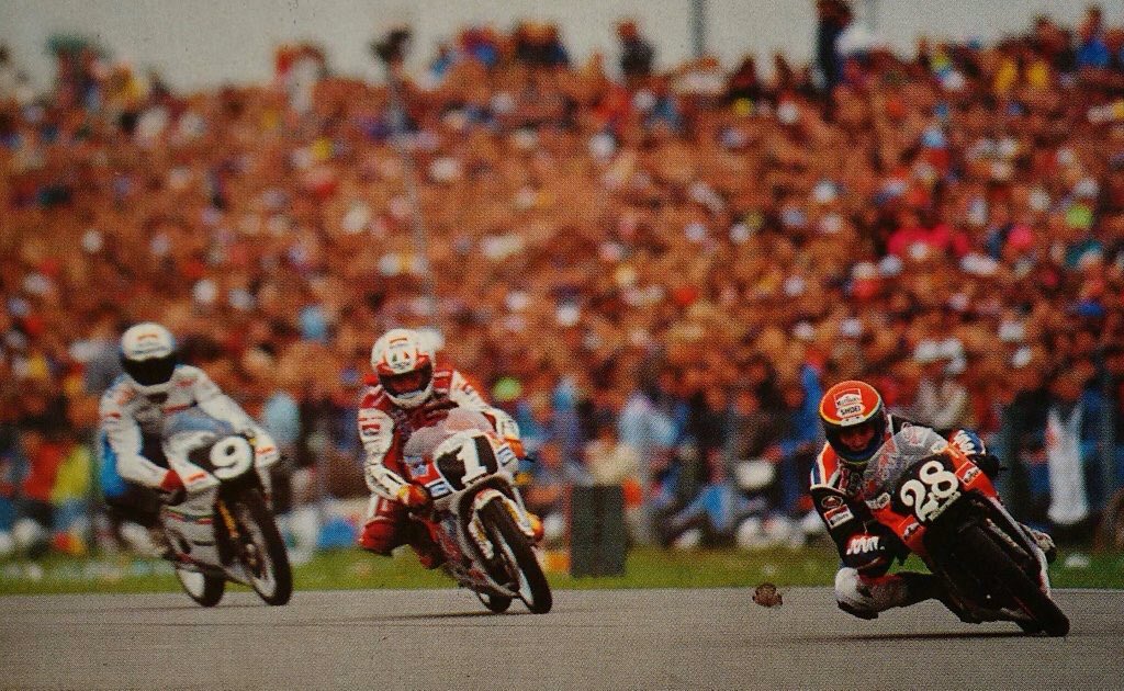 MotoGP Fan Zone tweet media