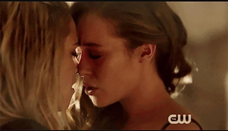 IWantJustYou_D's tweet photo. #bringlexabackins4 @JRothenbergTV @TheCW https://t.co/cZ0DoWMH4r