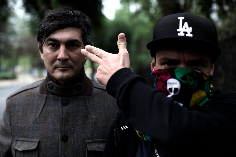 musicadecolor's tweet photo. ¿Escuchaste No Hay Derecho? El nuevo epé de Bitman &amp; Roban. Hoy a las 10 por radiozero.cl @BitmanRoban @Latin_Bitman https://t.co/pcb5YWklnP