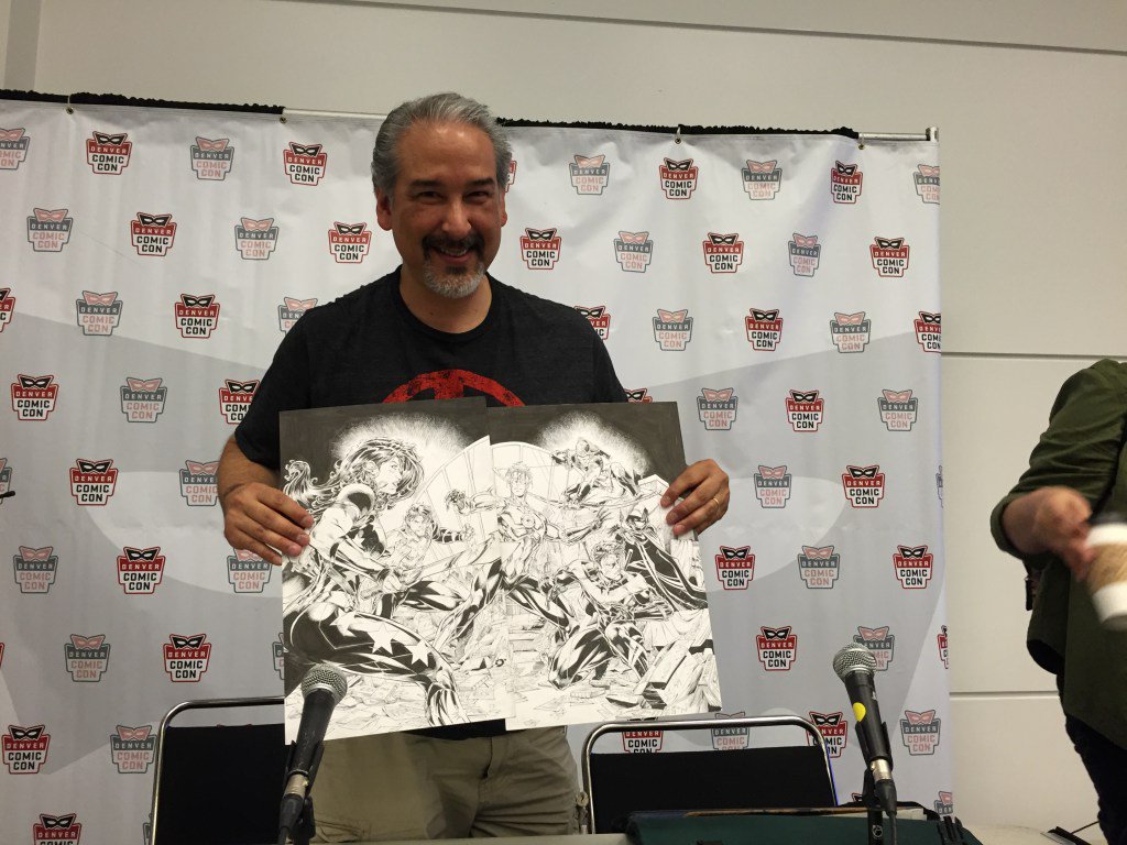 HushComics's tweet photo. Blink and you mighth've miss it! The #Flash 60 Yr Anniversary panel at @DenverComicCon gave… https://t.co/3Ju3LHrQIT https://t.co/rrdqADE36u