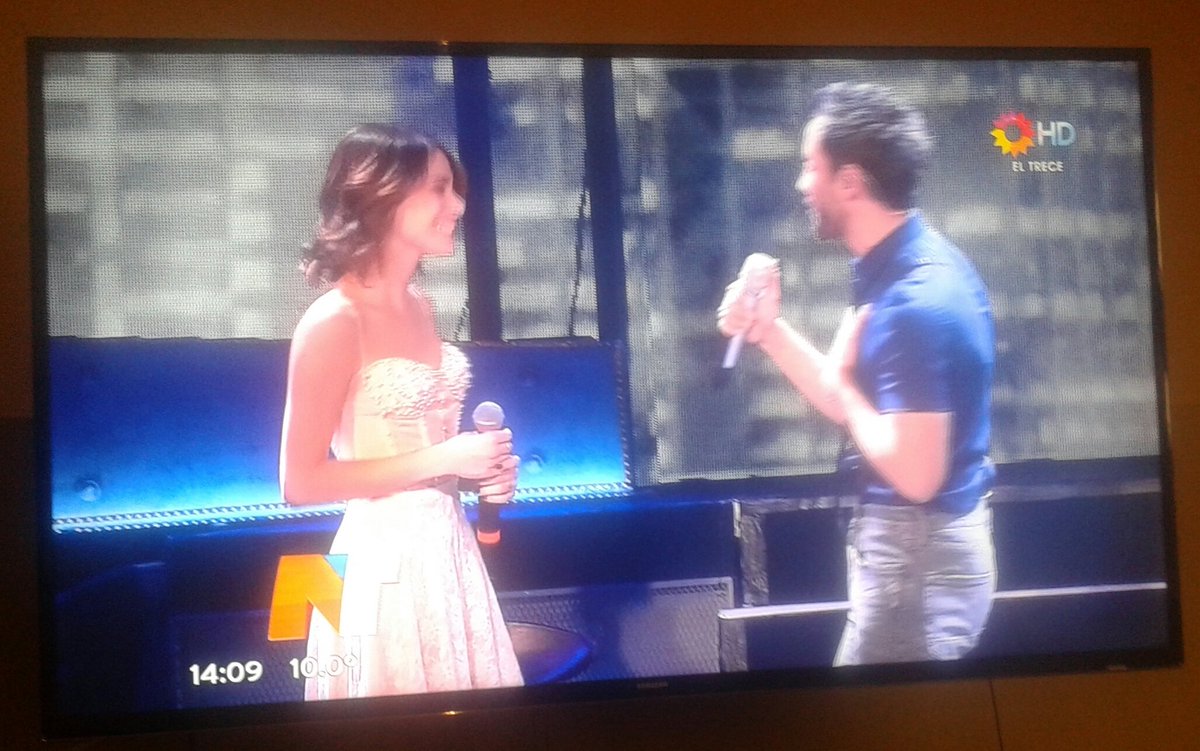 RadioTinista15's tweet photo. Hoy en el Noticiero del trece..!😉
Luciano Pereyra y Tini Stoessel en el Luna!👏🎶✨ @TiniStoessel 
@marianaluciamuz https://t.co/JpjZuBMlCo