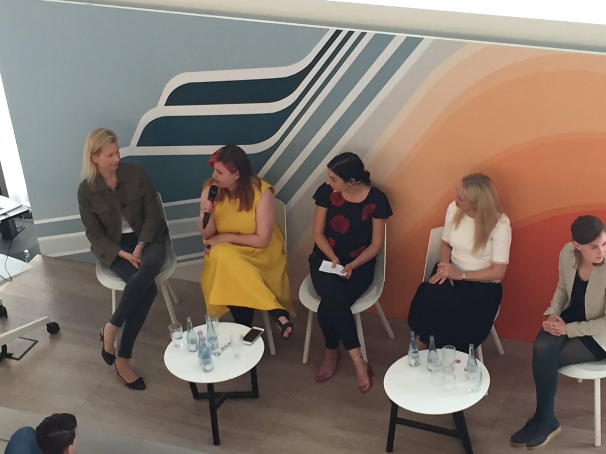 elenaoua's tweet photo. #FFFBer @YouIsNow Female Founders discussing entrepreneurship https://t.co/nqi0ov4aIc