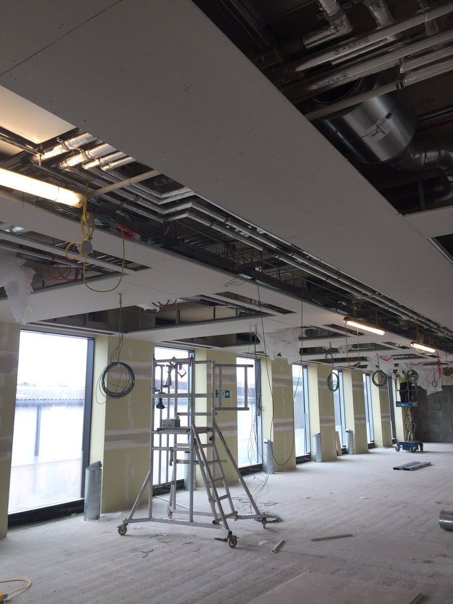 ceiling_sol's tweet image. Ceiling margins cut out ready for sas ceiling system to be installed