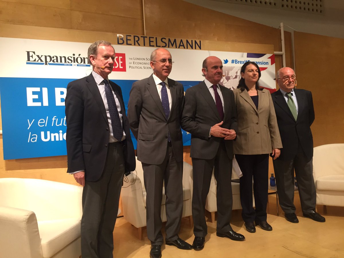 lseconsulting's tweet photo. I. Begg, J. Almunia & Minister de Guindos discuss future of #EU in light of #Brexit #BrexitExpansion @lsebrexitvote https://t.co/lp9GVpwunj