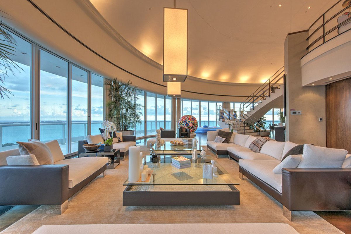 WSJRealEstate's tweet photo. Singer Pharrell Williams has sold his Miami penthouse with a translucent dome (photos) https://t.co/3v0ysRzsip https://t.co/e9aceKovjd
