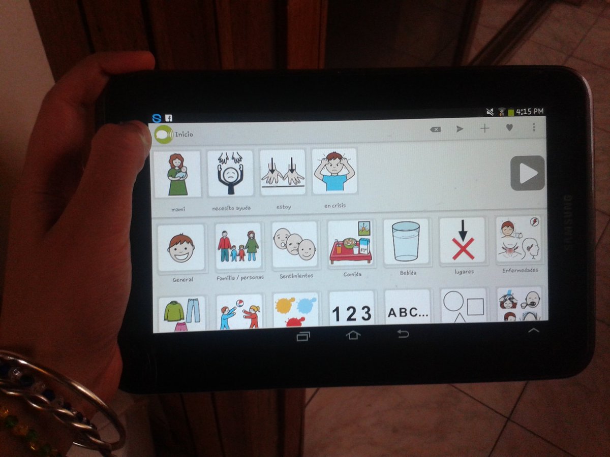 La hora critica empezó temprano hoy. Con esta app de mi tablet con pictogramas, puedo comunicarlo. #AutismoNoVerbal