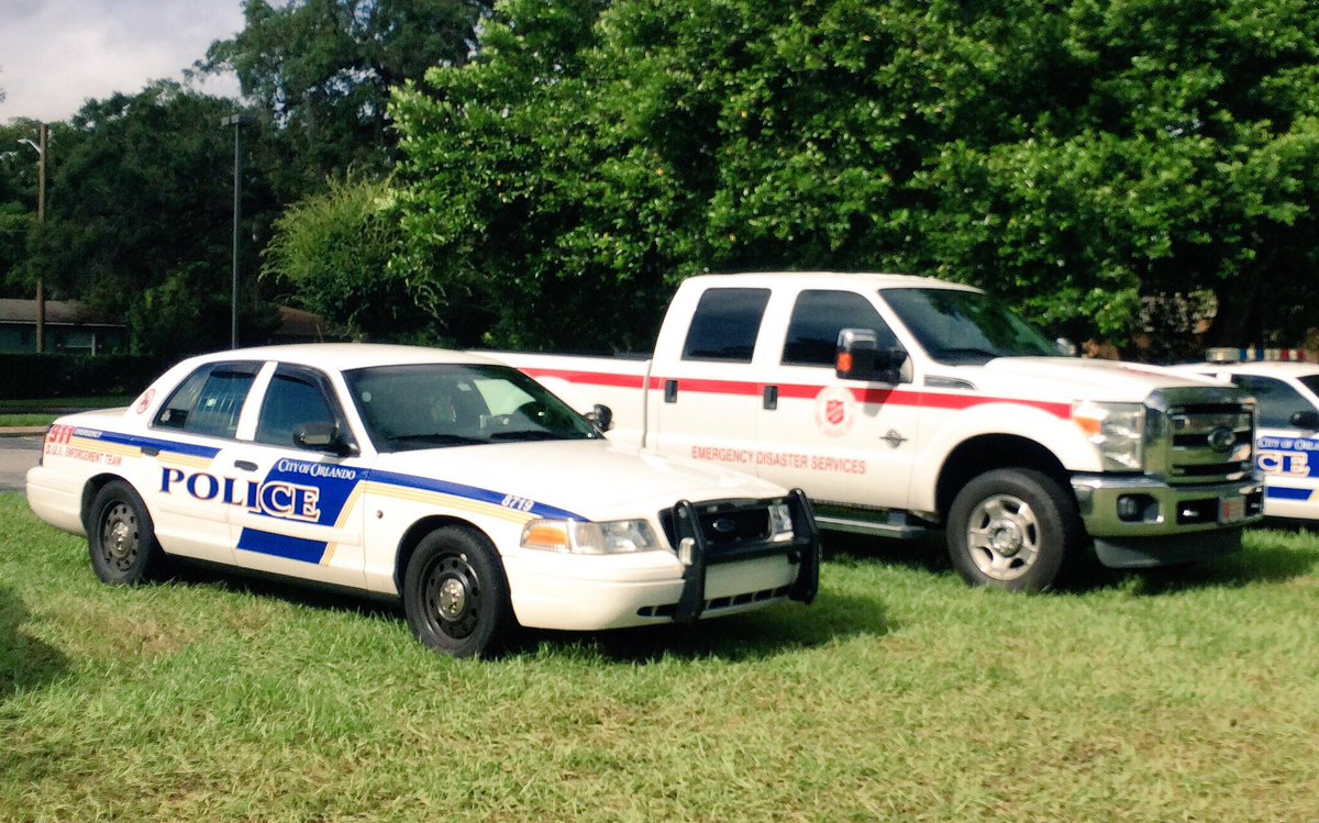 Jerry_Stickney's tweet photo. Honored to be working hand in hand with @OrlandoPolice ESU and other first responders on scene. #OrlandoUnited https://t.co/D5OgqpunRW