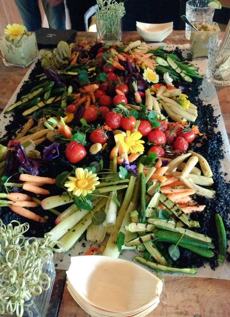 Great talks today about #webperf, #a11y, #serviceworkers at the #pwadevsummit. Also, awesome 🍜 so far. @CodeVoyagers