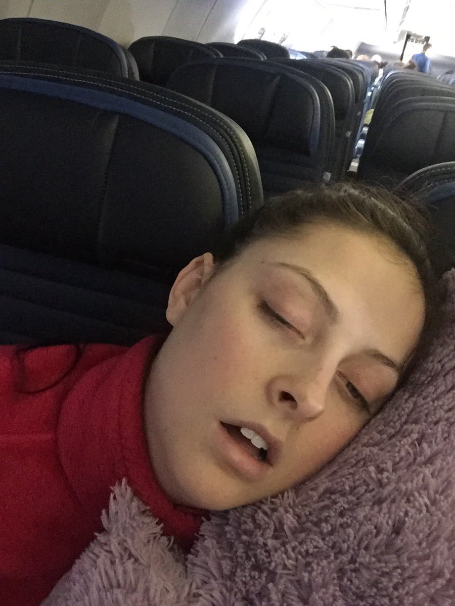 DawsonReardon's tweet photo. Happy bday to the most amazing person I know!! Have an amazing day you deserve it! I love you!! 😘❤️🎉🎉☺️ https://t.co/daxNbj4GAH