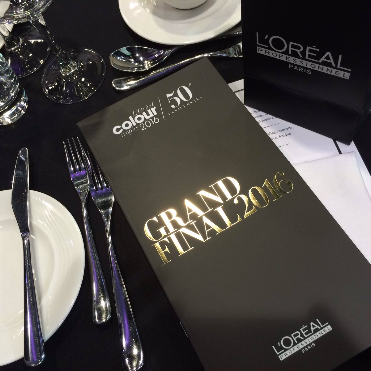 All set for tonight! Who will win? #LCTIRE16