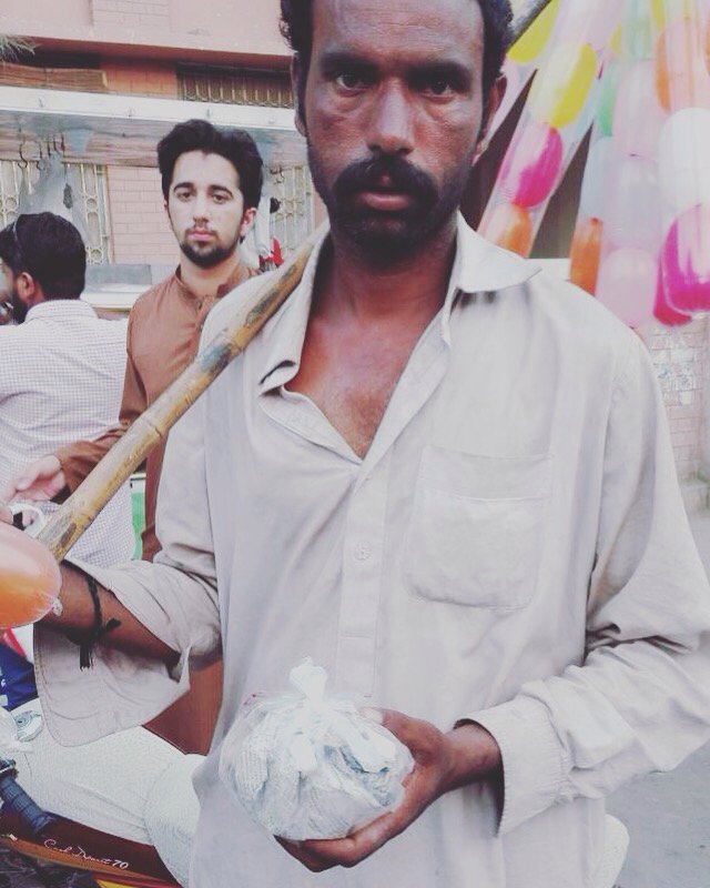 x_eventservices's tweet photo. #feelthehappiness #ramzanhumaraemaan  2nd day campaign #food https://t.co/XnRbhn3zEy