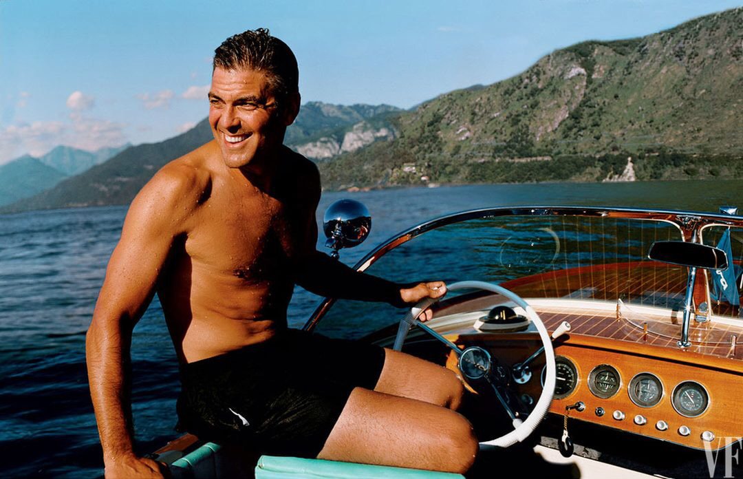 Nothing says #FirstDayOfSummer like George Clooney on Lake Como. 