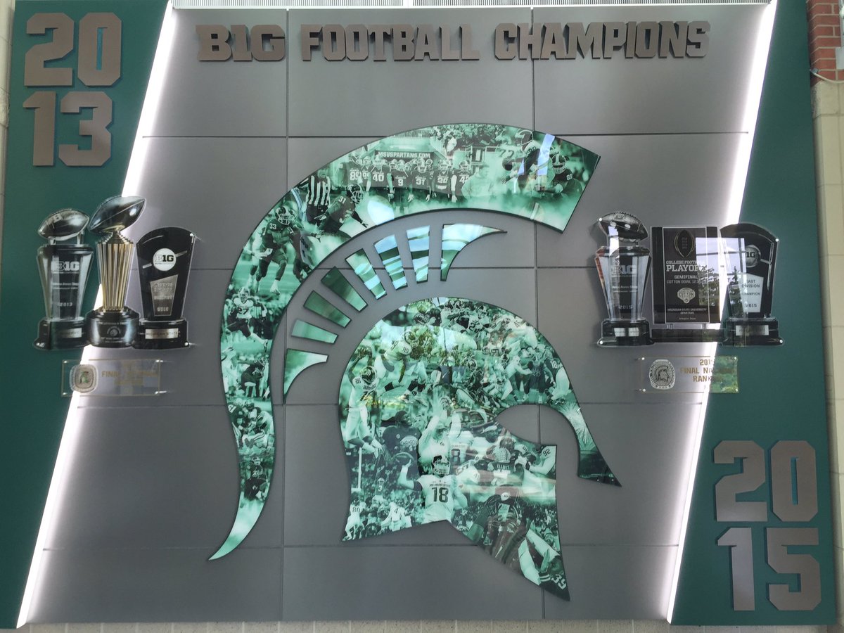 MSU_Football's tweet image. Check out the updated wall in the Skandalaris Center recognizing the 2013 &amp;amp; 2015 Big Ten Champions!